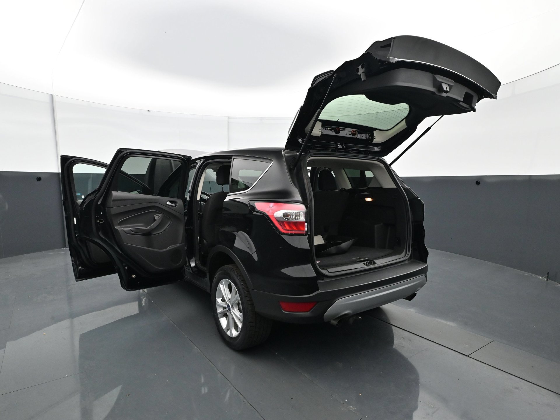 Used 2017 Ford Escape SE AWD/4WD image 31