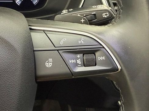 Used 2023 Audi Q5 e Prestige w/ Prestige Package AWD/4WD image 16