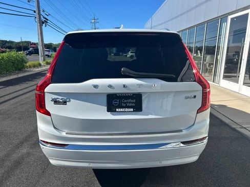Used 2023 Volvo XC90 B6 Ultimate w/ Protection Package Premier AWD/4WD image 4