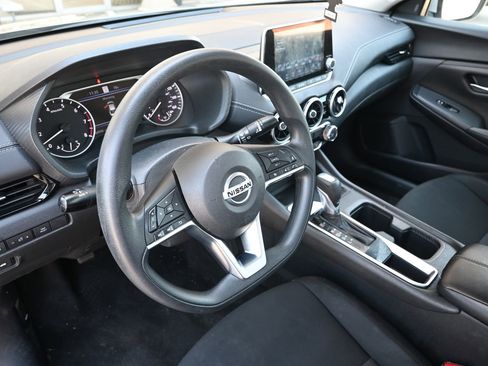Used 2023 Nissan Sentra SV FWD image 19