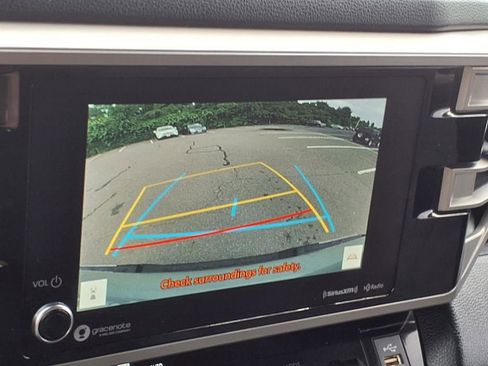 Used 2022 Toyota Tundra SR5 w/ TRD Off-Road Package image 13