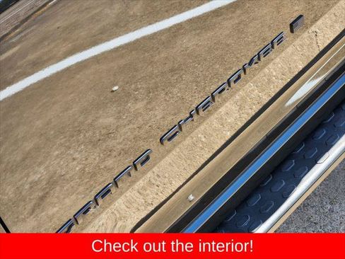 Certified 2024 Jeep Grand Cherokee Summit AWD/4WD image 18