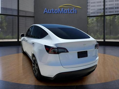 Used 2022 Tesla Model Y Performance AWD/4WD image 8