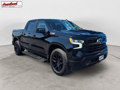 Used 2022 Chevrolet Silverado 1500 RST w/ Z71 Off-Road Package AWD/4WD image 1