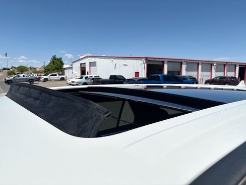 Used 2022 Ford Explorer ST-Line RWD image 23