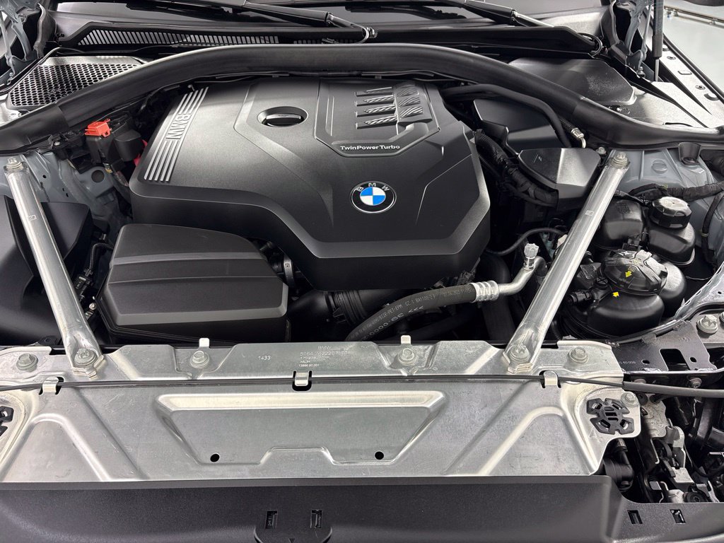 Certified 2024 BMW 430i xDrive Convertible w/ M Sport Package AWD/4WD image 28