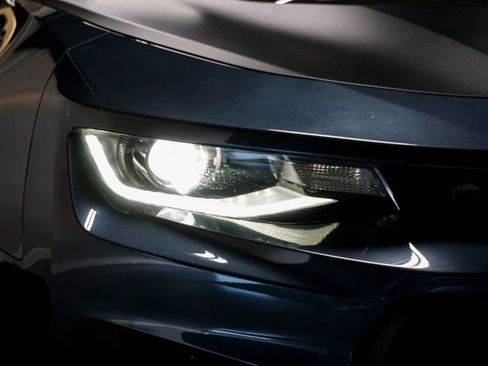 Used 2021 Chevrolet Camaro ZL1 image 79