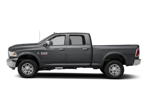 Used 2017 RAM 2500 Laramie image 4