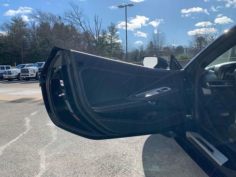 Used 2023 Chevrolet Corvette Stingray Coupe w/ 1LT image 17