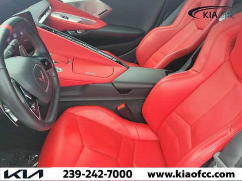 Used 2022 Chevrolet Corvette Stingray Preferred Cpe w/ Z51 Performance Package RWD image 12