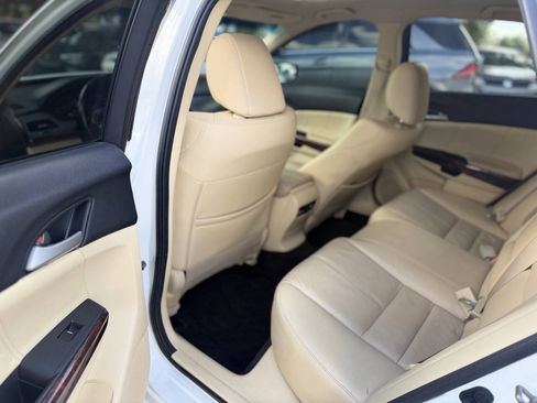 Used 2010 Honda Crosstour EX-L image 20