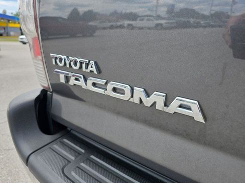 Used 2014 Toyota Tacoma 4x4 Double Cab w/ SR5 Package image 12
