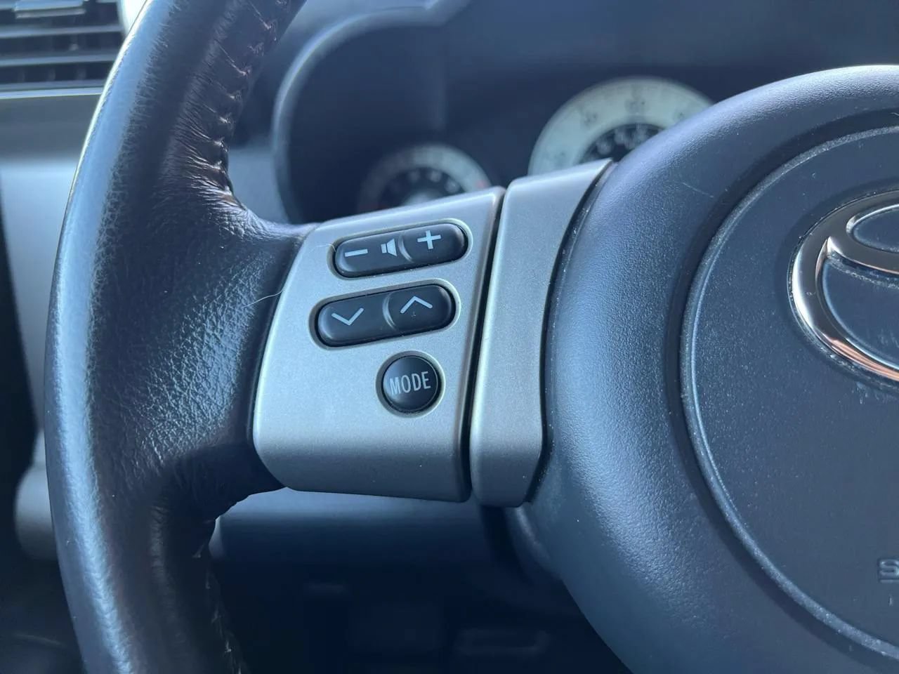 Used 2007 Toyota FJ Cruiser 4WD image 33
