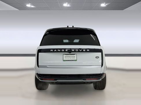 Certified 2023 Land Rover Range Rover Long Wheelbase Autobiography image 10