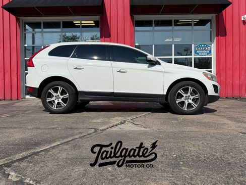 Used 2013 Volvo XC60 T6 AWD/4WD image 1