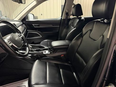 Used 2025 Kia Telluride S FWD image 14