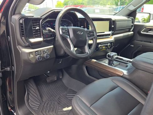 Certified 2024 Chevrolet Silverado 1500 RST AWD/4WD image 28