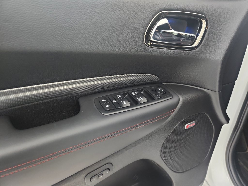 Used 2018 Dodge Durango R/T w/ Technology Group AWD/4WD image 23