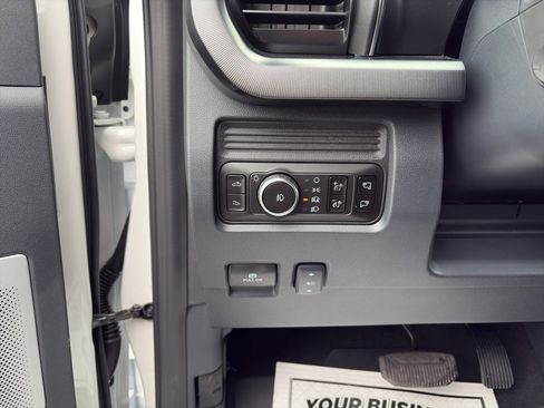 New 2026 Ford F350 Platinum AWD/4WD image 13
