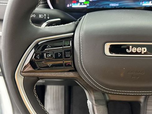 Used 2023 Jeep Grand Cherokee Overland image 24