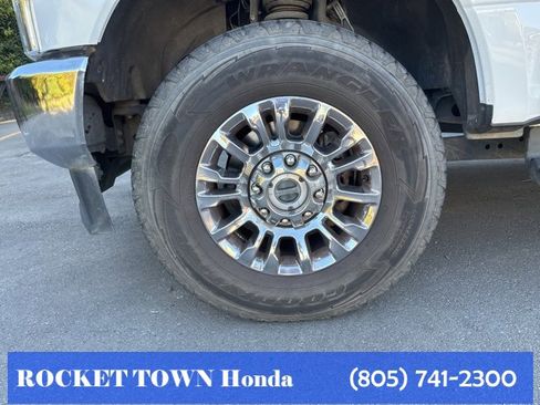 Used 2022 Ford F350 XLT w/ XLT Premium Package image 27