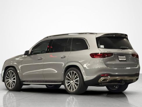 New 2026 Mercedes-Benz GLS 580 4MATIC image 3