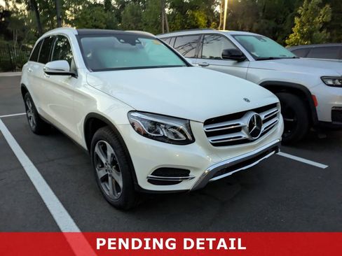 Used 2018 Mercedes-Benz GLC 300 4MATIC image 1