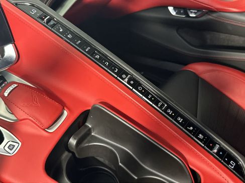 Used 2021 Chevrolet Corvette Stingray Premium Cpe w/ Z51 Performance Package RWD image 13