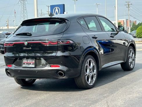 Used 2024 Alfa Romeo Tonale Ti AWD/4WD image 4