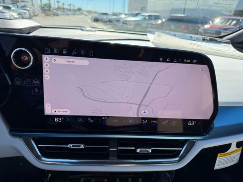 New 2026 Chevrolet Equinox EV LT image 25