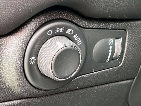 Certified 2025 Dodge Durango GT AWD/4WD image 21