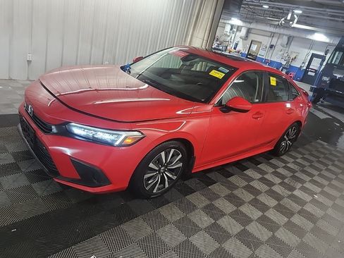Used 2024 Honda Civic EX image 6