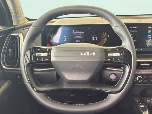 New 2026 Kia Sorento S FWD image 28