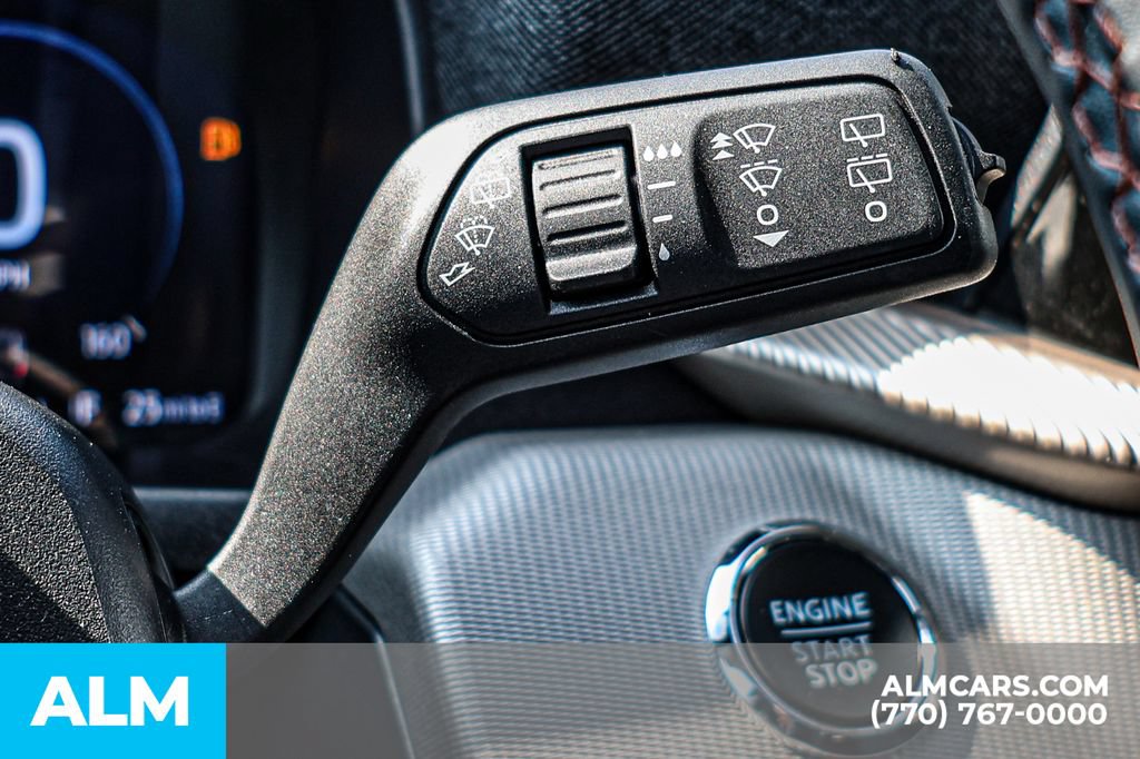 Used 2025 Ford Explorer Active RWD image 34