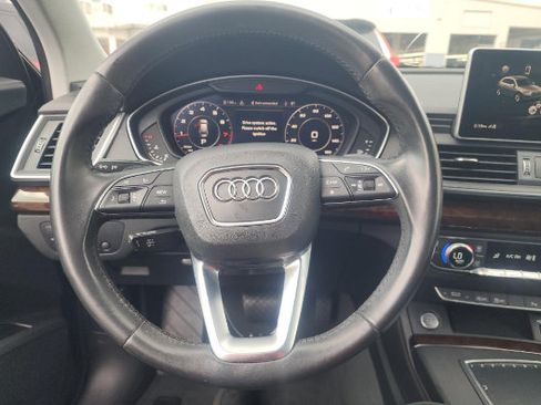 Used 2020 Audi Q5 2.0T Premium Plus w/ Premium Plus Package AWD/4WD image 5