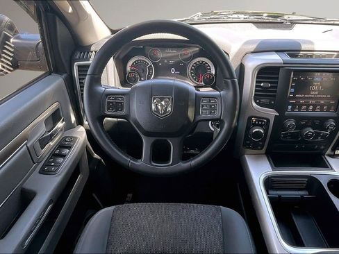 Used 2016 RAM 1500 Big Horn AWD/4WD image 9
