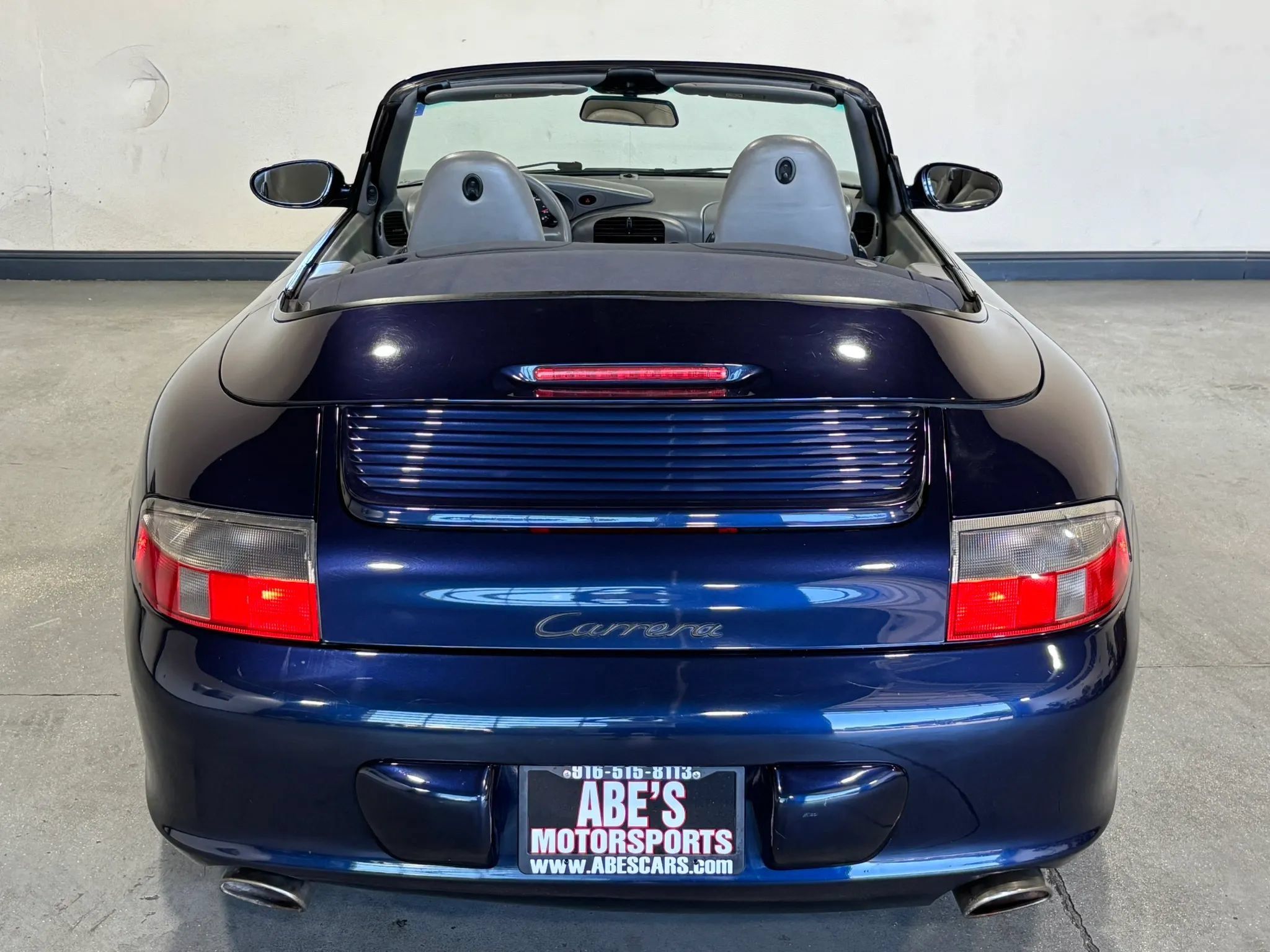 Used 2003 Porsche 911 Cabriolet image 9