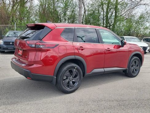 Used 2026 Nissan Rogue SV w/ Cold Weather Package AWD/4WD image 4