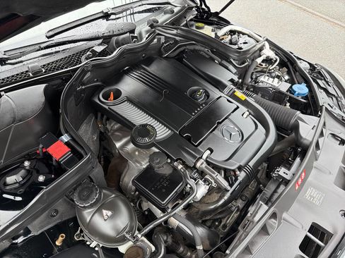 Used 2013 Mercedes-Benz C 250 Sedan image 18