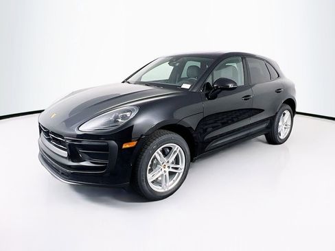 New 2026 Porsche Macan image 1