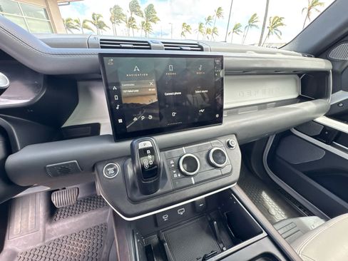 Used 2023 Land Rover Defender 130 First Edition AWD/4WD image 20
