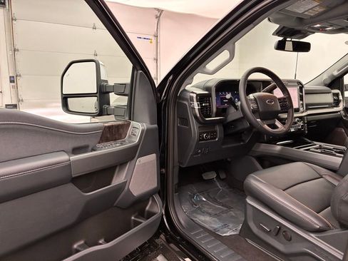 New 2026 Ford F350 Lariat w/ Chrome Package image 15