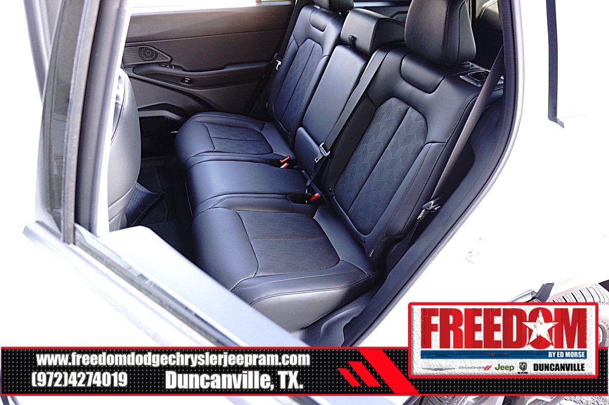 New 2026 Jeep Cherokee Overland AWD/4WD image 14