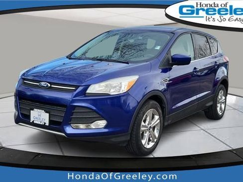 Used 2015 Ford Escape SE image 1