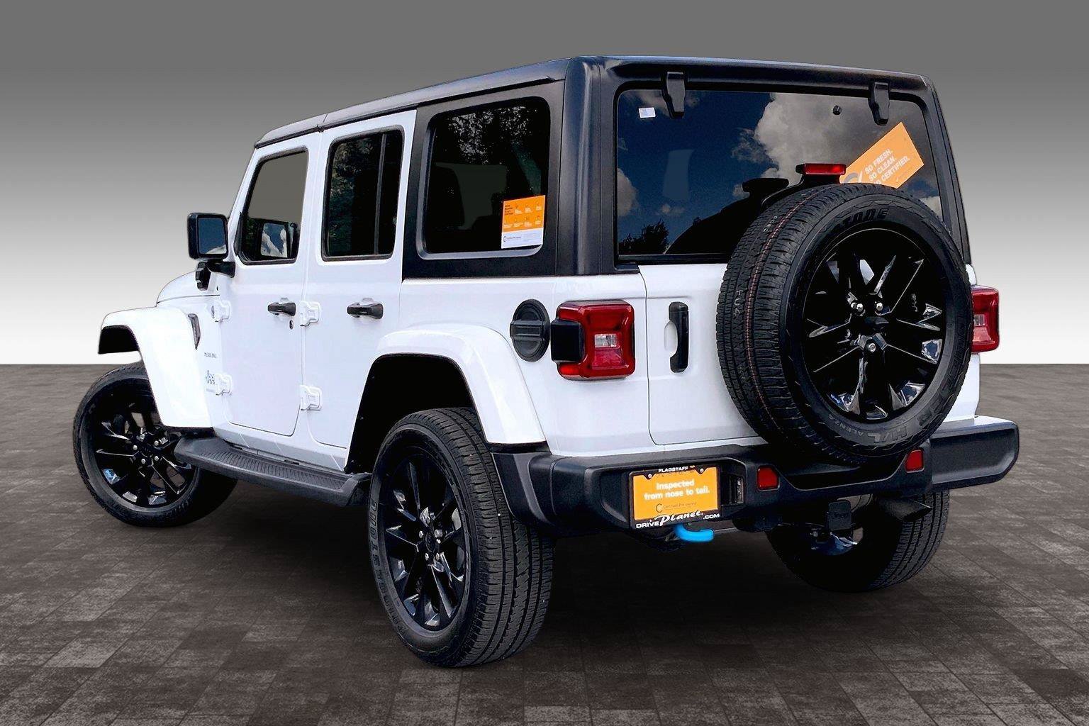 Certified 2023 Jeep Wrangler Unlimited Sahara w/ Cold Weather Group AWD/4WD image 11