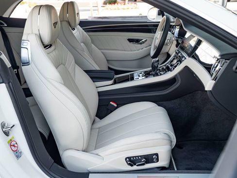 Certified 2024 Bentley Continental GT image 2