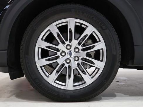 Used 2026 Ford Explorer Platinum AWD/4WD image 11