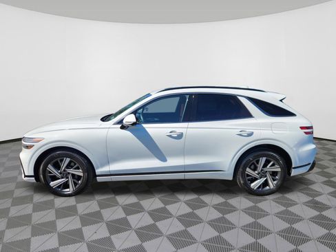 Used 2026 Genesis GV70 3.5T Sport Advanced AWD/4WD image 5