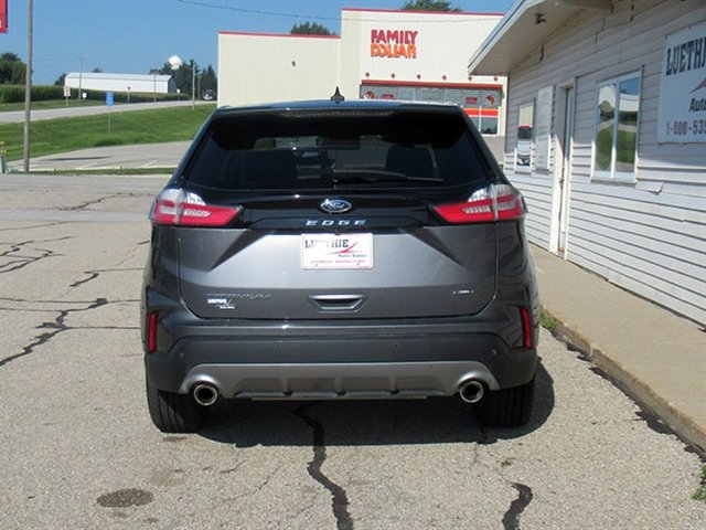 Used 2022 Ford Edge Titanium AWD/4WD image 8