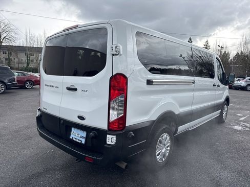 Used 2024 Ford Transit 350 XLT image 9